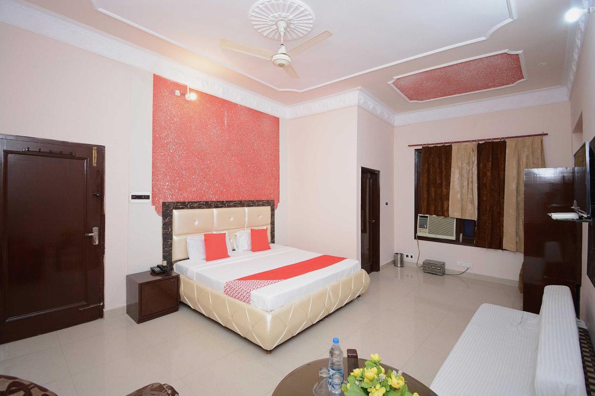 OYO 30358 Hotel Asia Palace Pathānkot Exterior foto